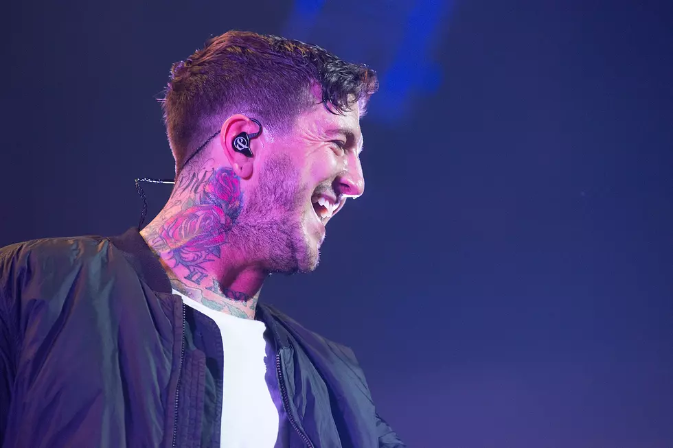 Ex-Of Mice &#038; Men Singer Austin Carlile Issues Statement on Rape + Sexual Assault Allegations